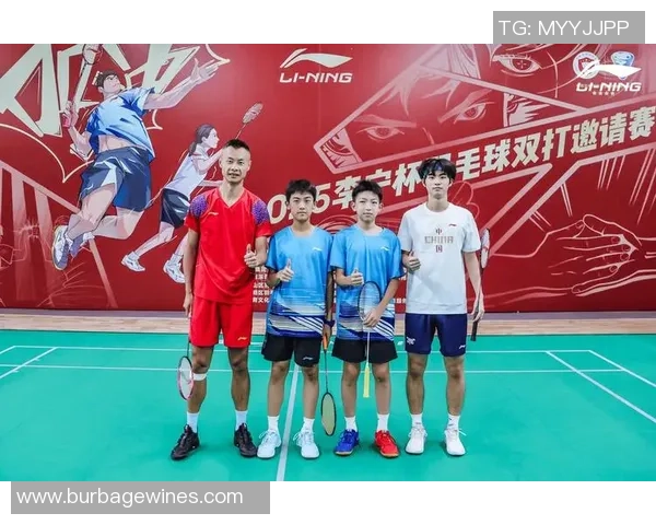 羽毛球盛宴：深入解析南京羽毛球队的默契配合与战术运用