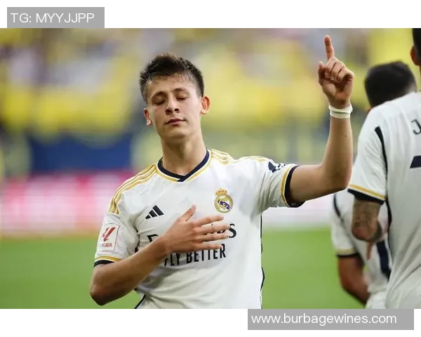 韩国足球新星崛起盘点近年明星球员及其成就分析